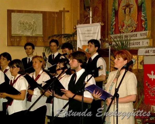 rotunda 2001 05 27
