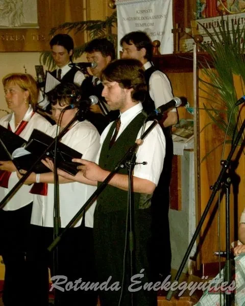 rotunda 2001 05 27