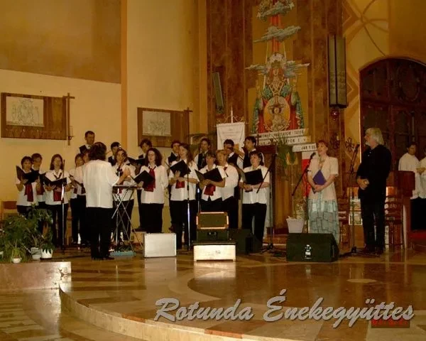 rotunda 2001 05 27