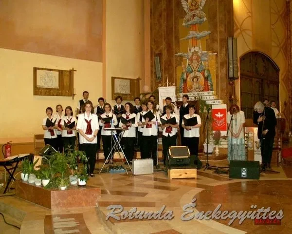 rotunda 2001 05 27