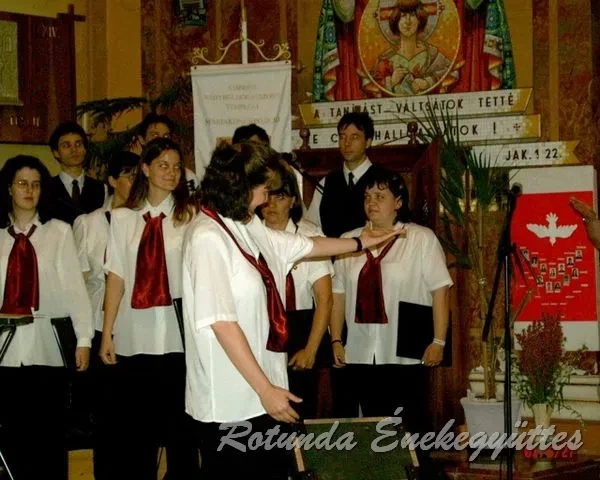 rotunda 2001 05 27