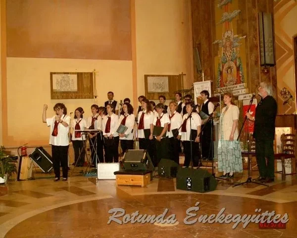 rotunda 2001 05 27