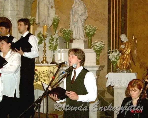 rotunda 2001 06 03