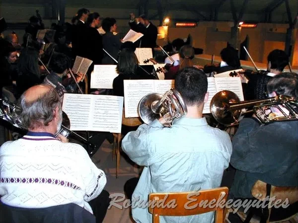 rotunda 2001 11 10