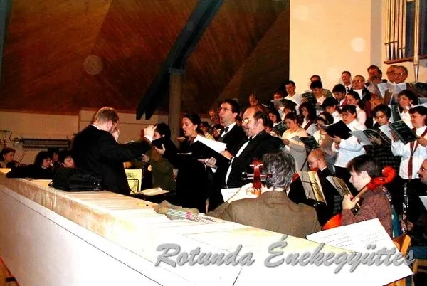 rotunda 2001 11 10