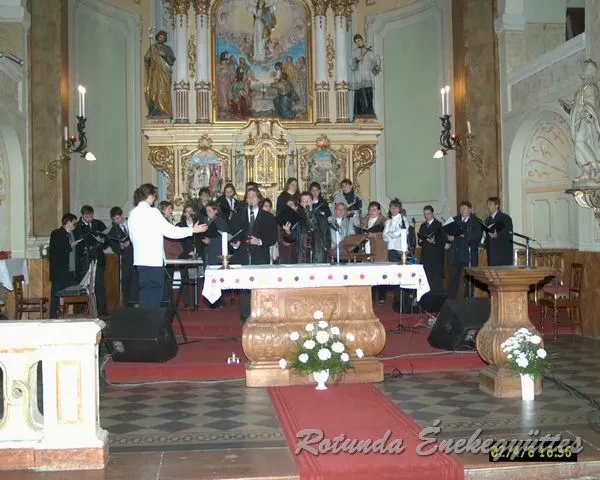 rotunda 2002 04 06