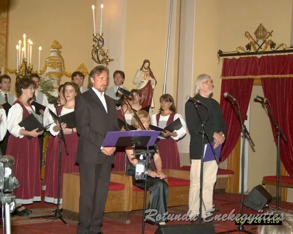 rotunda 2002 05 26