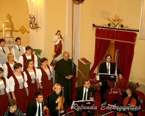 rotunda 2002 10 06