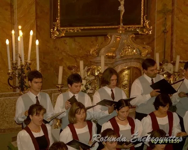 rotunda 2002 10 06