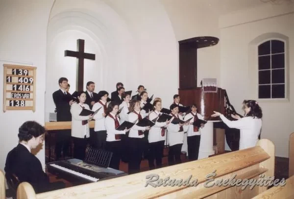 rotunda 2002 12 21