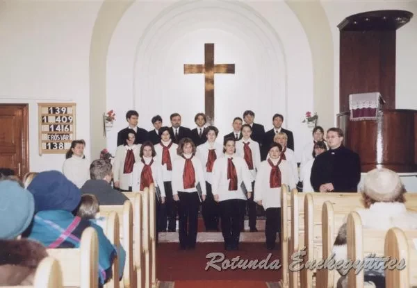 rotunda 2002 12 21