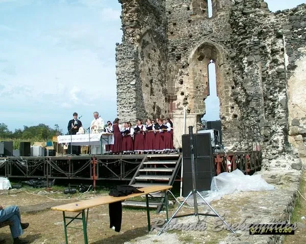 rotunda 2002 mv