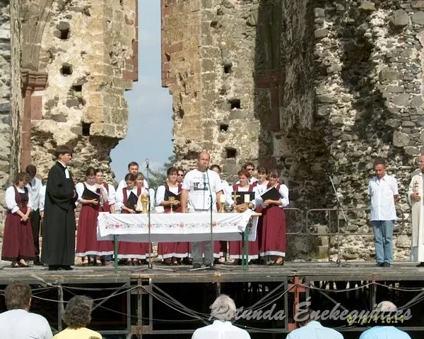 rotunda 2002 mv