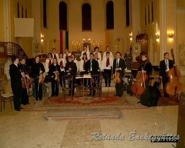 rotunda 2003 04 05