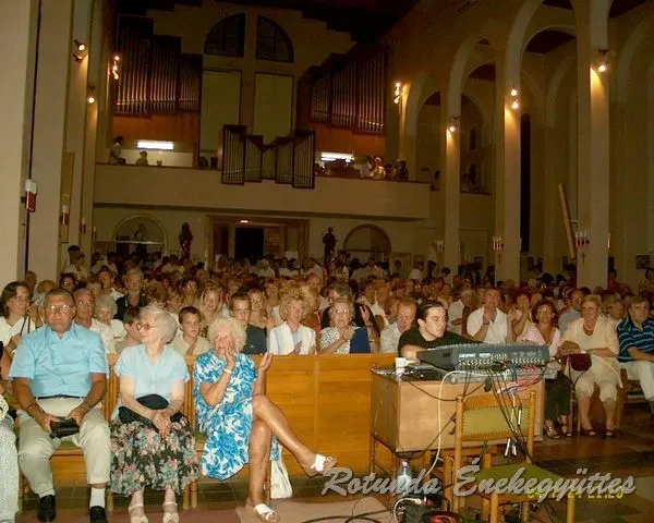 rotunda 2004 07 24