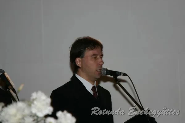 rotunda 2005 04 08