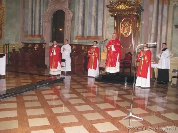 rotunda 2006 09