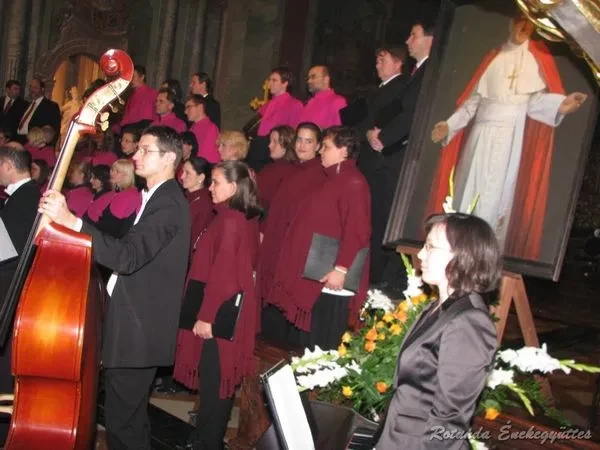 rotunda 2006 09