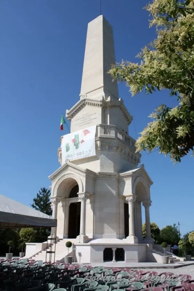 rotunda 2011 06 47